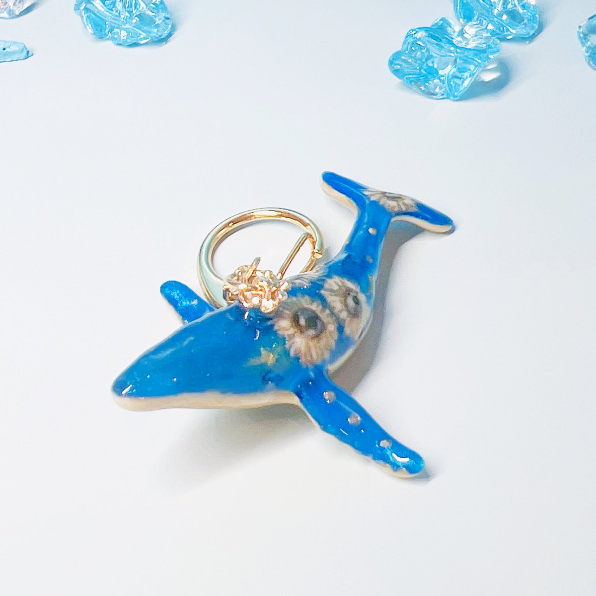 Runa_Camelia's tweet image. ひまわり模様のクジラを作りました🐋
まるで夜空に咲くひまわりのようでとても綺麗に仕上がりました🎵

#ひまわり #クジラ