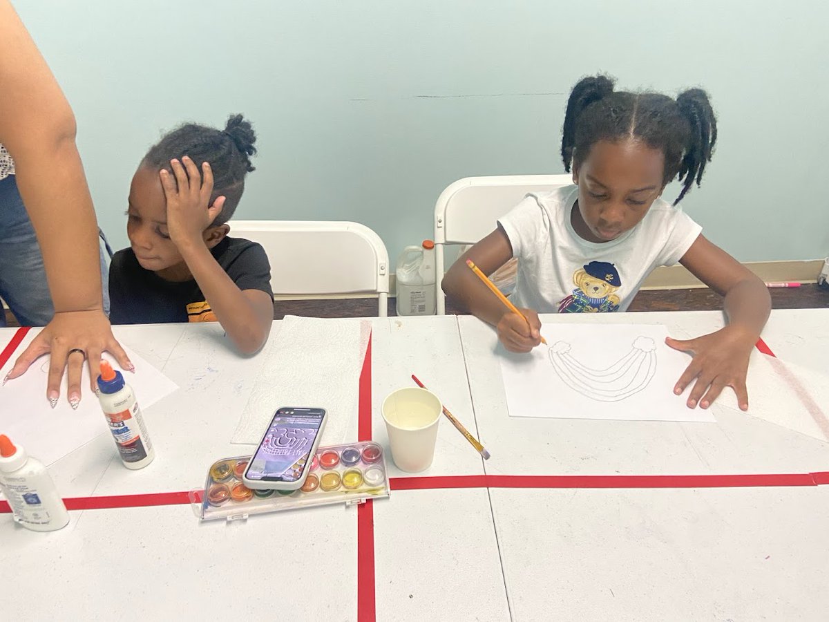 Today’s STEM fun: CodeSpark coding challenges 💻, Sphero robot races 🏎, DIY piggy banks, vibrant salt art 🌈, &amp; even chess! Hands-on learning + creativity = future innovators in the making. #STEMCamp #YoungEngineers #CodingForKids #HandsOnLearning