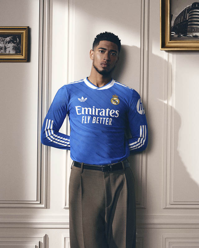 レアル・マドリードの2025/2026サードユニフォーム登場。 ベルナベウの