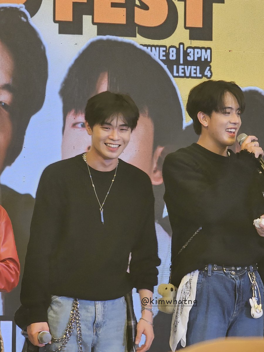 looking for hanies moots parang awa nyo na 😭

bias ko ay jcash kasi mukha akong pera eme 

#ajaa #lookingforhanies