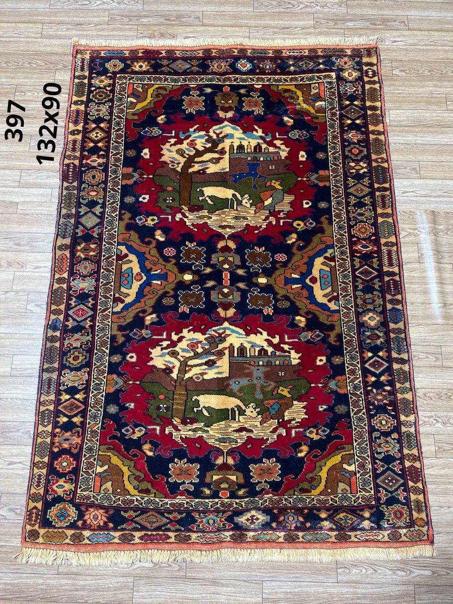 ServisCheetah's tweet image. Sale ongoing.

A rare hand knotted beauty. 🔥
Wool on cotton.
5x3 feet size.
On sale for 350$ only. 
Worth a lot more than this price.