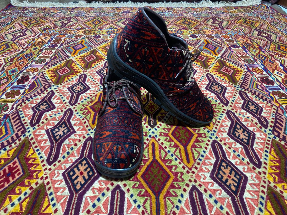ServisCheetah's tweet image. Sale Ongoing.

Only one Pair available in size 10US.
A well made pair of shoes made of hand made rug.

Sale price 195$ shipped.