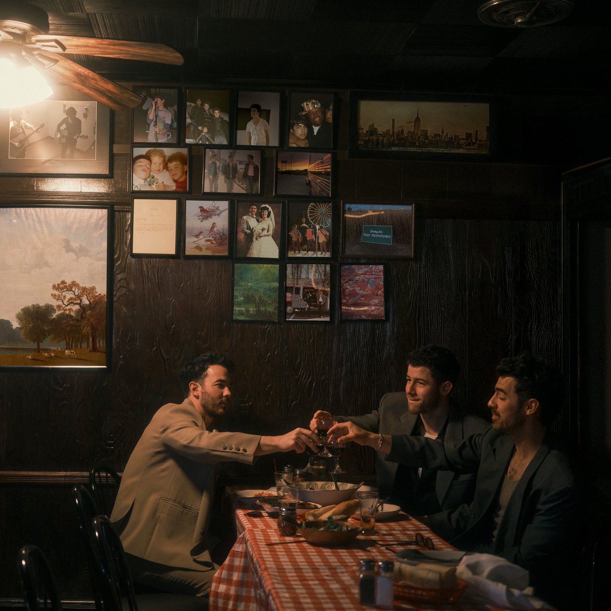 Republic Records (@republicrecords) on Twitter photo “there’s something about being home that reminds you who you are.” -<a href="/jonasbrothers/">Jonas Brothers</a>
‘greetings from your hometown’ is out now ❤️
jonasbrothers.lnk.to/greetingsfromy… “there’s something about being home that reminds you who you are.” -<a href="/jonasbrothers/">Jonas Brothers</a>
‘greetings from your hometown’ is out now ❤️
jonasbrothers.lnk.to/greetingsfromy…