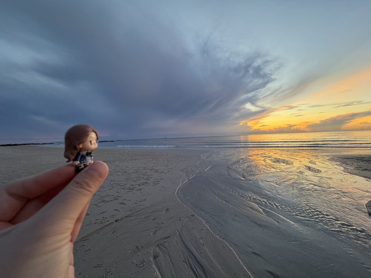 haima88's tweet image. Let&apos;s see the 8.8&apos;s sunrise and surprise rainbow🌈🌷✨
happy birthday @srchafreen 
HAPPY BIRTHDAY SAROCHA

——Little Saro’s Travel Diary: Day 3 on 0808—Meet Little Saro, designed and hand-crafted by ourselves.手作小小saro旅程之生日海邊日出和彩虹

#Happy27thFreenDay
#srchafreen