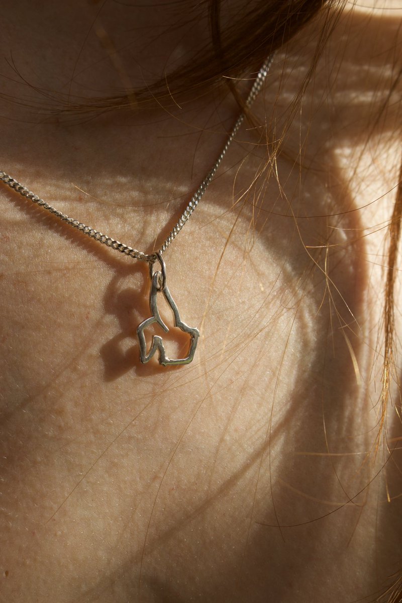 Jassher Clayton (@jassherdan) on Twitter photo 🎉Win a Pendant 🎉
To celebrate <a href="/flufworld/">FLUF World</a> 4th b-day and the launch of the minis, I’m giving away a 925 silver Fluf Logo Pendant.
To enter: Like, Repost & Comment/Share your fav Fluf or FV asset!
If you don’t win, head to jassher.com and check it out 🐇 🎉Win a Pendant 🎉
To celebrate <a href="/flufworld/">FLUF World</a> 4th b-day and the launch of the minis, I’m giving away a 925 silver Fluf Logo Pendant.
To enter: Like, Repost & Comment/Share your fav Fluf or FV asset!
If you don’t win, head to jassher.com and check it out 🐇