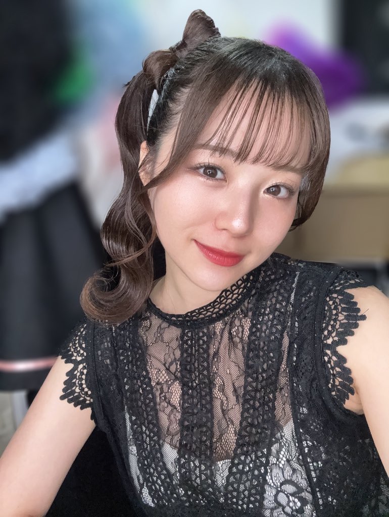 お任せしたらこんなに可愛いくなりました😆🎀

本日18:00〜は、華の金曜日！PARTYMAKERイベントです🥂

そう、よぞらを新メンバーに迎えて、
みくり、さくら、さや、うれれのラストイベントです🍻🌟
みんな、盛り上がっちゃおうぜ〜〜〜！🤩

イベントの詳細はこちら💁‍♀️
maidreamin.com/event/detail.h…