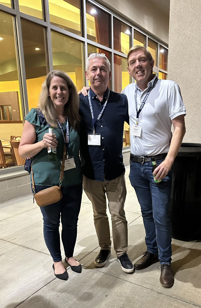 O’ Cuilleanáin (@159alfa) on Twitter photo I always love bumping into former undergrads from our department & seeing how they’ve excelled
in science, abroad. Both <a href="/RoseEDixon1/">Rose Dixon</a> and <a href="/EamonnDickson/">Eamonn Dickson</a> hold prestigious positions in the <a href="/UCDavisMed/">UCDavisMedSchool</a> in California and are driving research there 👏👏👏 I always love bumping into former undergrads from our department & seeing how they’ve excelled
in science, abroad. Both <a href="/RoseEDixon1/">Rose Dixon</a> and <a href="/EamonnDickson/">Eamonn Dickson</a> hold prestigious positions in the <a href="/UCDavisMed/">UCDavisMedSchool</a> in California and are driving research there 👏👏👏