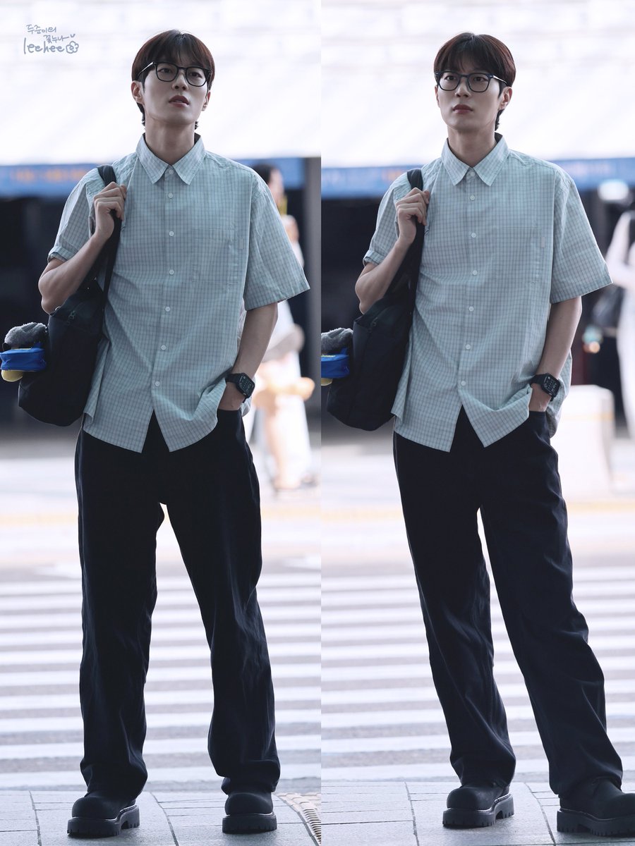 𝗹𝗲𝗲𝗵𝗲𝗲두두꽃 (@leehee_1016) on Twitter photo 250808 ICN 🛫
와...비쥬얼...美쳤다..🙊🙊🙊
#윤두준 #두준 #YOONDUJUN
#하이라이트 #HIGHLIGHT
#비스트 #BEAST 250808 ICN 🛫
와...비쥬얼...美쳤다..🙊🙊🙊
#윤두준 #두준 #YOONDUJUN
#하이라이트 #HIGHLIGHT
#비스트 #BEAST