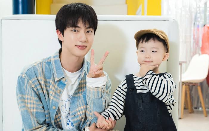 joontriever's tweet image. day 1 meet up sama temen roblox