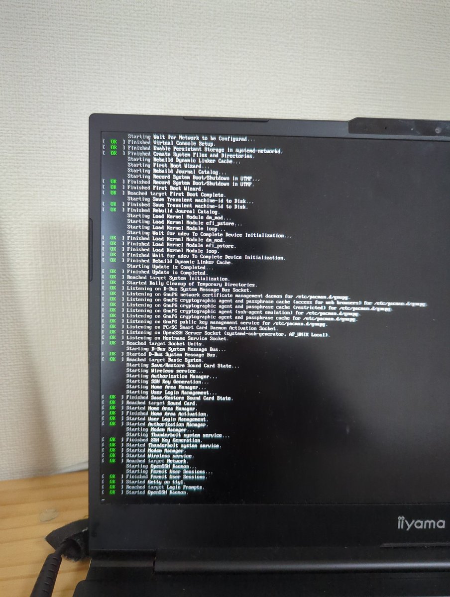 友達のWindowsに
Linux (Arch) をインストールして、
喜ばせてあげましょう！