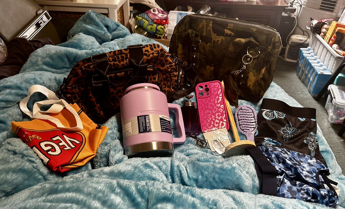 ItsErikabYo's tweet image. Temp haul part 1, waiting for my other order should be here next week 
#temuaustralia #temuhaul