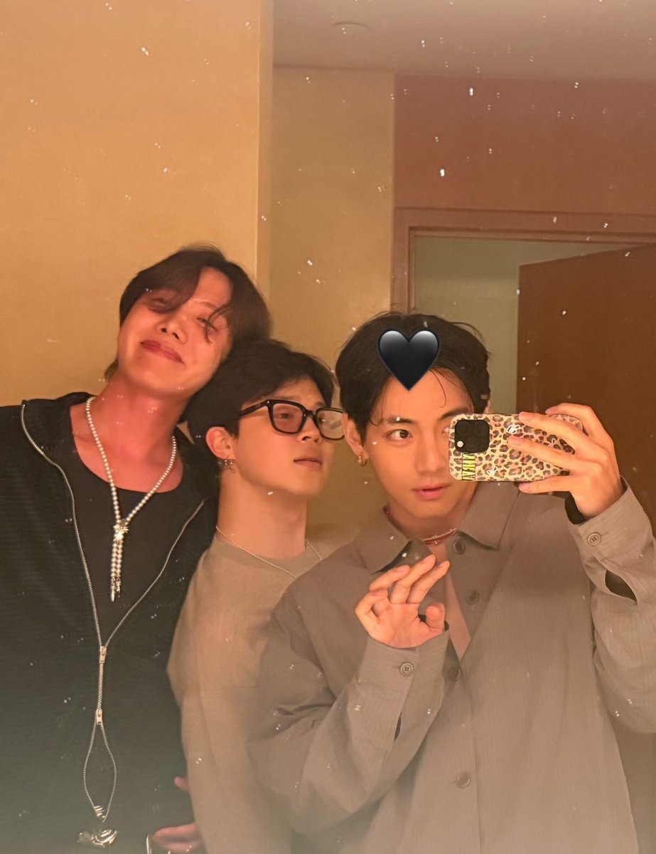 이 사진 유독 다들 훈녀력이 심하셔