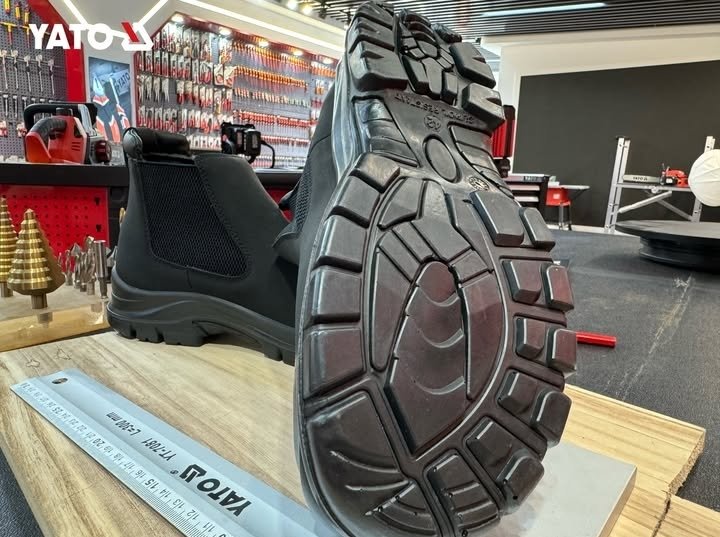 Yato safety Shoe $40 dhaila 0712163315
