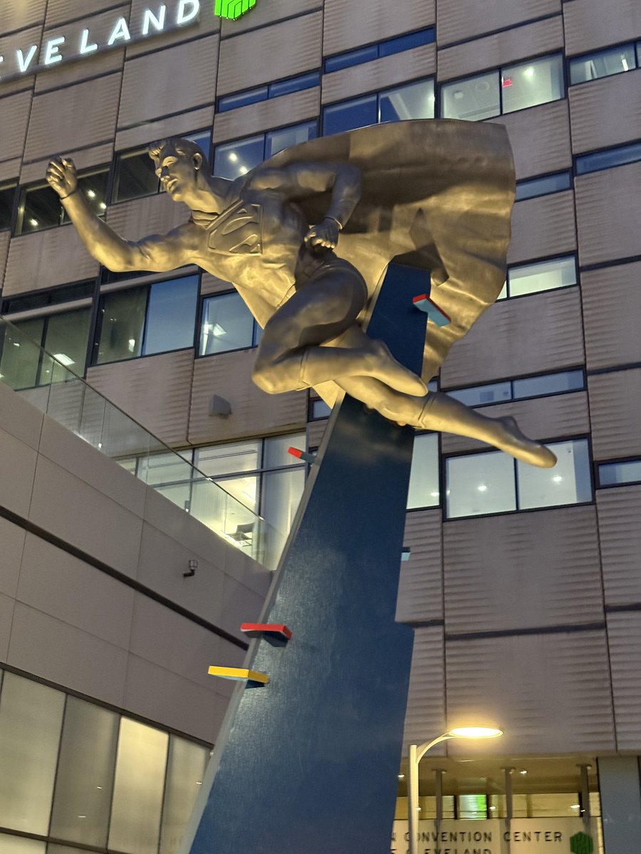 #NABJ25 is just what I needed! So glad I came! Plus I got to see the new Superman statue in Cleveland!