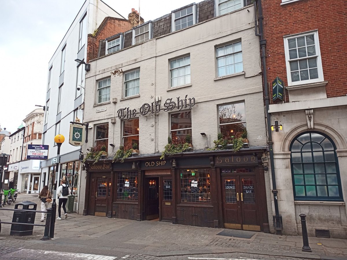 Friday Pub Day. This is the Old Ship in Richmond. The 'Old' was added because there was another pub in the street also called the Ship. Makes you wonder at times how pub names come about. There is always a history of some sort behind all of them.