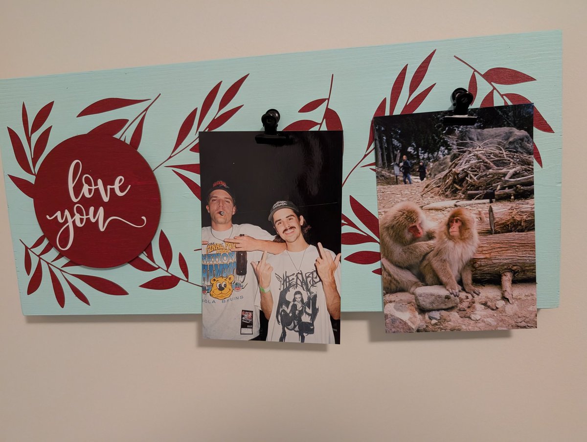 Ref9d's tweet image. Wife made this for me today.

Photo creds to @casualiconic