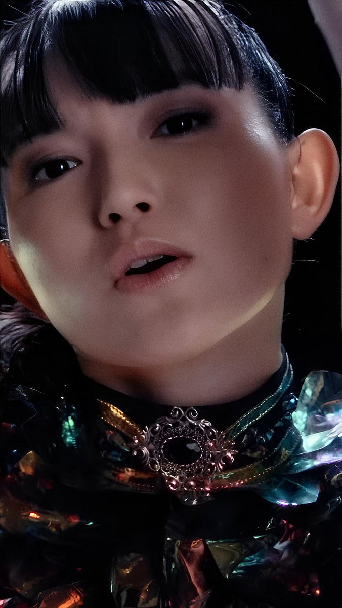 babymetalverse_'s tweet photo. Su-Metal’s voice cuts through the silence like a divine thunderbolt. Suzuka Nakamoto, the absolute queen of metal.🩷👑
#BABYMETAL #SUMETAL #SuzukaNakamoto #MetalQueen https://t.co/2iomOOQdm8