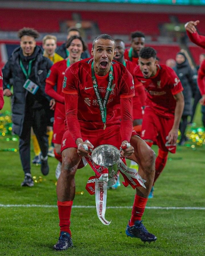 Anfieldvoic's tweet photo. Joel Matip is truly one of the best free transfers in our club’s history. Pure passion, total dedication, and 100% commitment every time he steps on the pitch. I miss those iconic forward runs so much.
Happy Birthday, Joel Matip! ❤️🔥
#Lfc #Ynwa #Liverpool #Epl #Matip #Isak https://t.co/tt5A8yuQlb