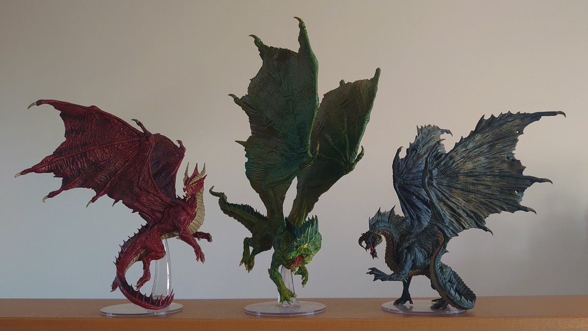 D＆Dのミニチュア。ファンタジーのクリーチャーとかのフィギュアが好きだけどなかなか日本では買えないどころか商品すらほぼない中ようやく理想のフィギュアが海外にあることを知れた時に私の収集癖はより燃え上がりましたね。