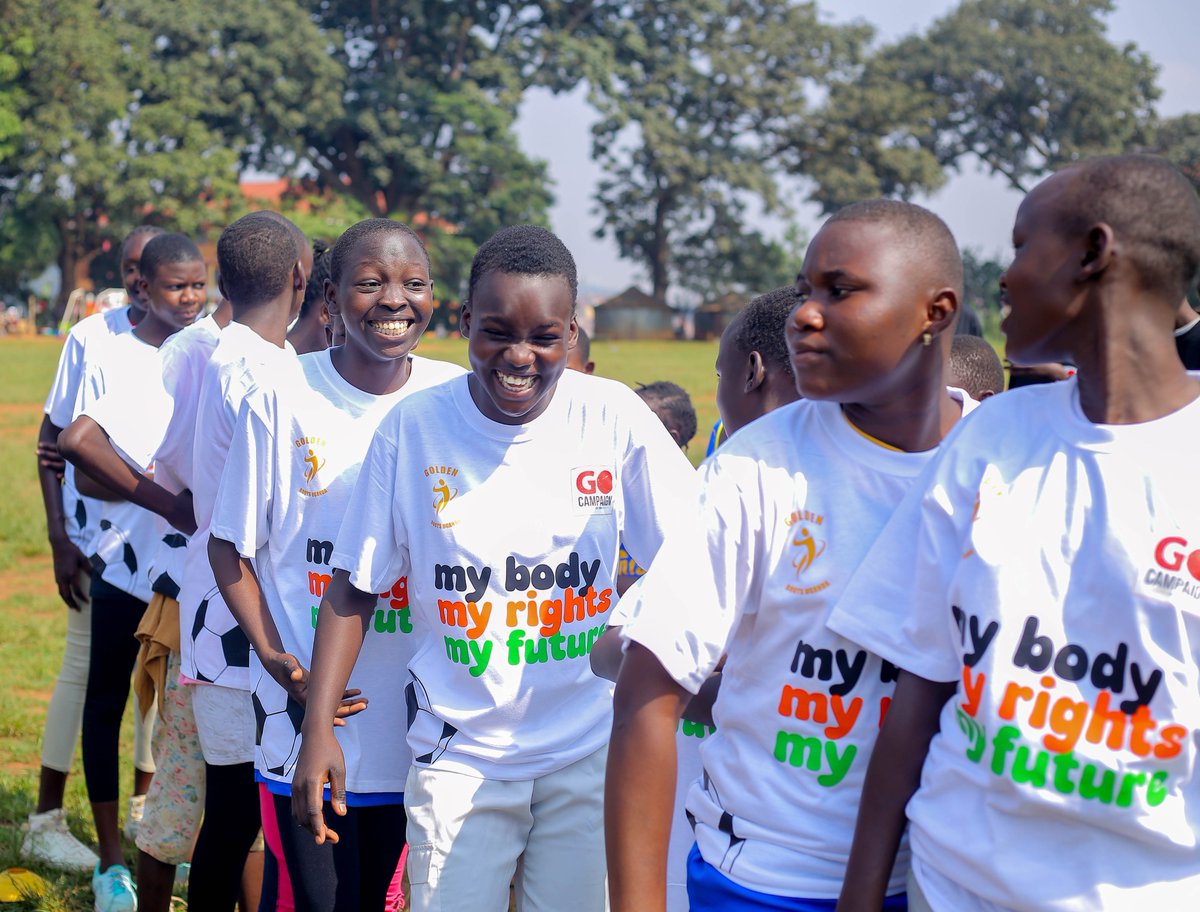 Happy Friday! This weekend, we're challenging you to make some time for a mental health 'warm-up.' Whether it's a walk in the park, listening to a favorite podcast, or simply disconnecting, a little self-care goes a long way. Prioritize what recharges you💪 #FitforLife #YouMatter