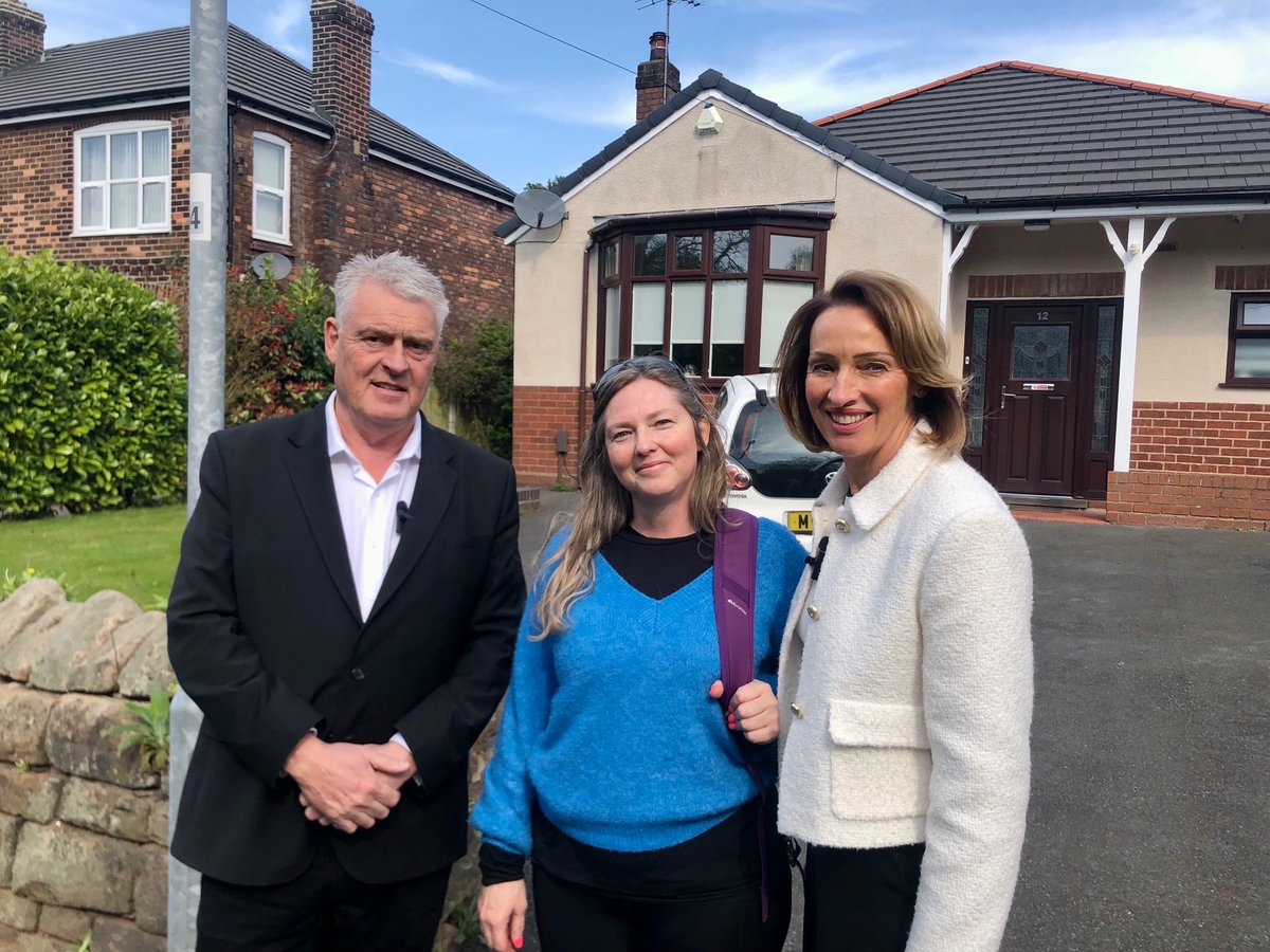 Reform Party UK Exposed 🇬🇧 (@reformexposed) on Twitter photo Hi <a href="/LeeAndersonMP_/">Lee Anderson MP</a> and <a href="/SarahForRuncorn/">Sarah Pochin MP</a>, any words on <a href="/MandyClareTERF/">Mandy Clare</a> being in court today charged with assault and criminal damage at a Pride event? Hi <a href="/LeeAndersonMP_/">Lee Anderson MP</a> and <a href="/SarahForRuncorn/">Sarah Pochin MP</a>, any words on <a href="/MandyClareTERF/">Mandy Clare</a> being in court today charged with assault and criminal damage at a Pride event?
