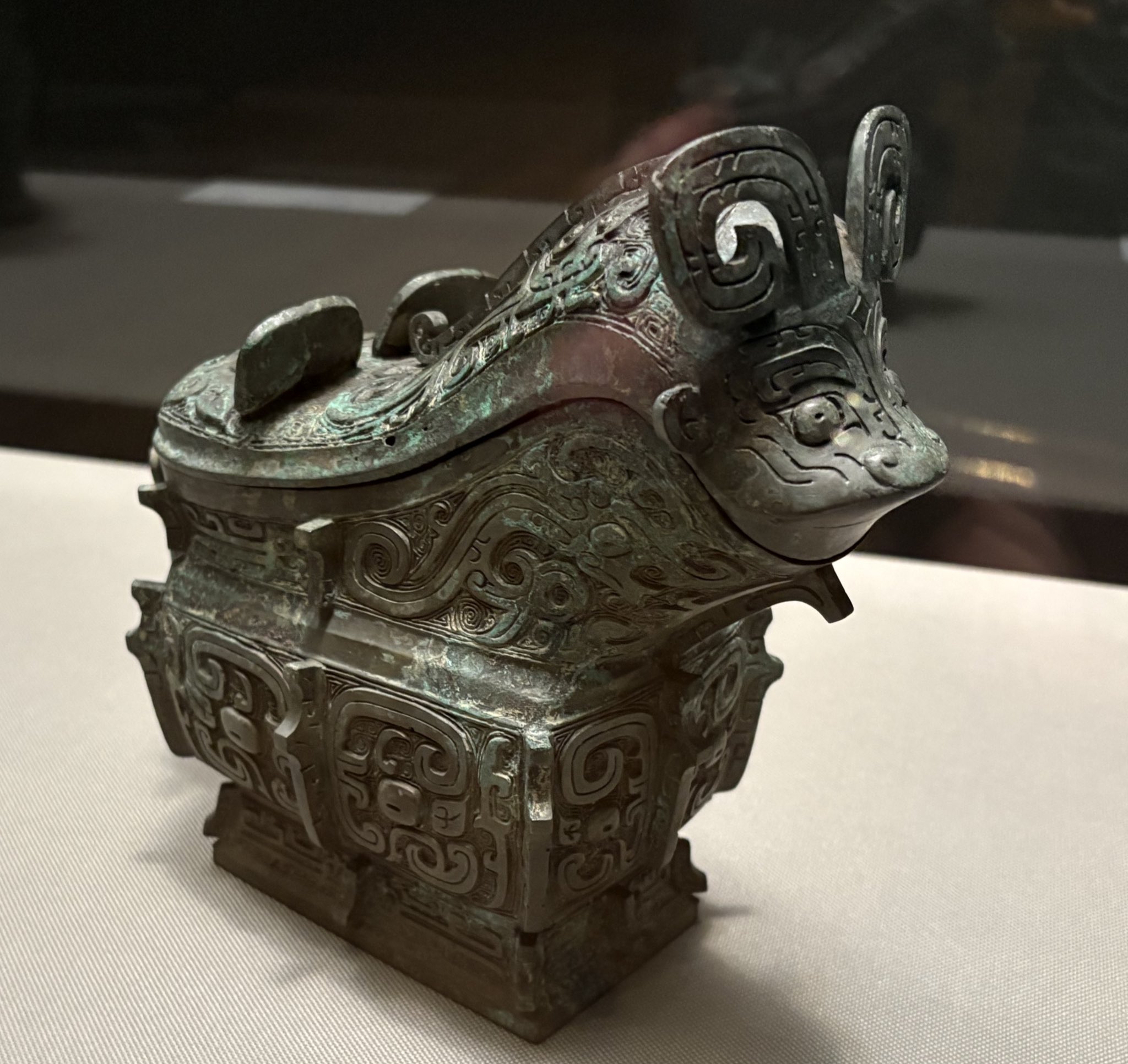 中国　獣骨彫刻　人物文　杖　長さ約93㎝　D　R9135H 中国美術 獣骨彫刻 人物文 杖 長さ約93㎝ 古玩 SGXT
