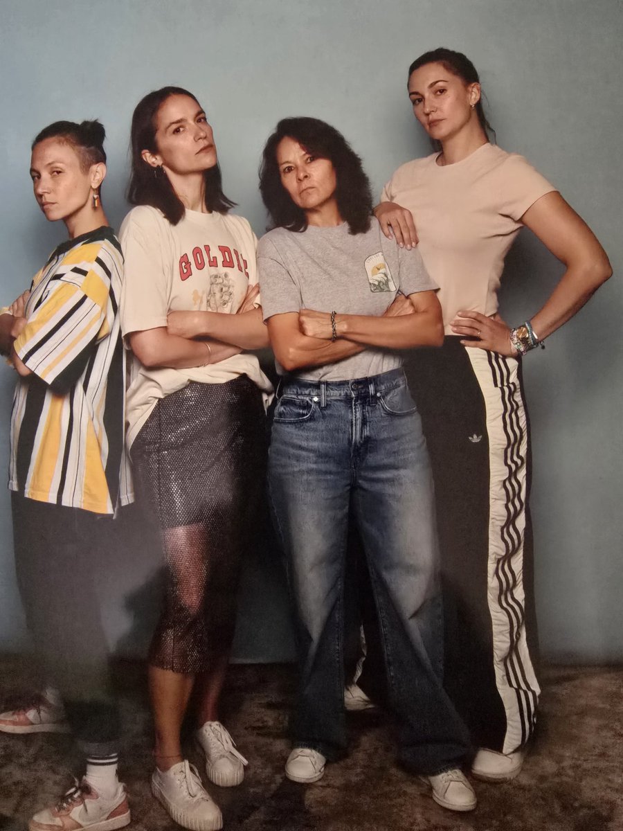 gabster0802's tweet image. #WynonnaEarp 
#EarpFest2025 
#HolyTrinity 
@Tubi