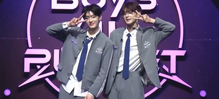 dailyshyeon's tweet image. my 07z ♡