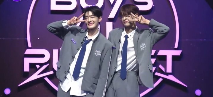 dailyshyeon's tweet image. my 07z ♡