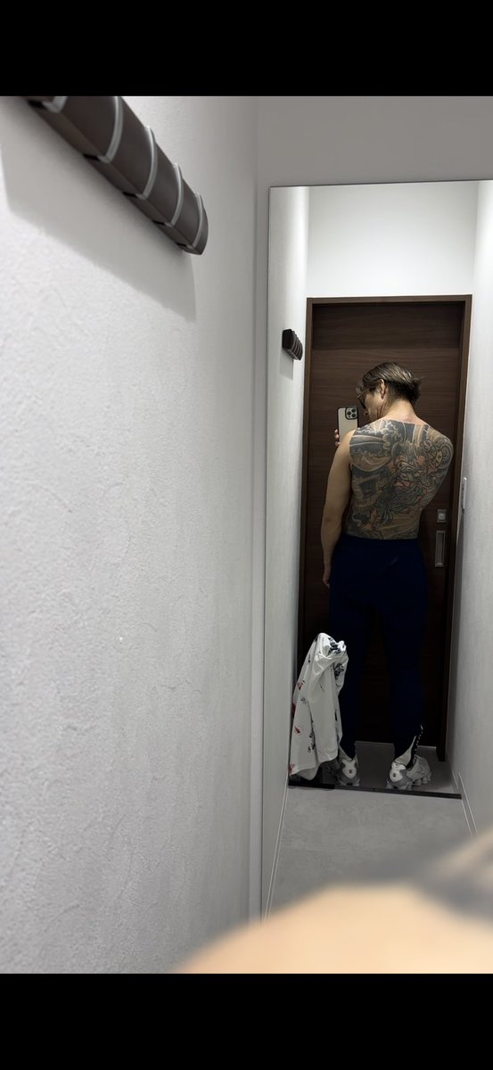 NagamatsuKouhei's tweet photo. 毎日トレーニング210日目完了✅ #筋トレ #ダイエット #gym #train365 https://t.co/d1zLDVKoTx