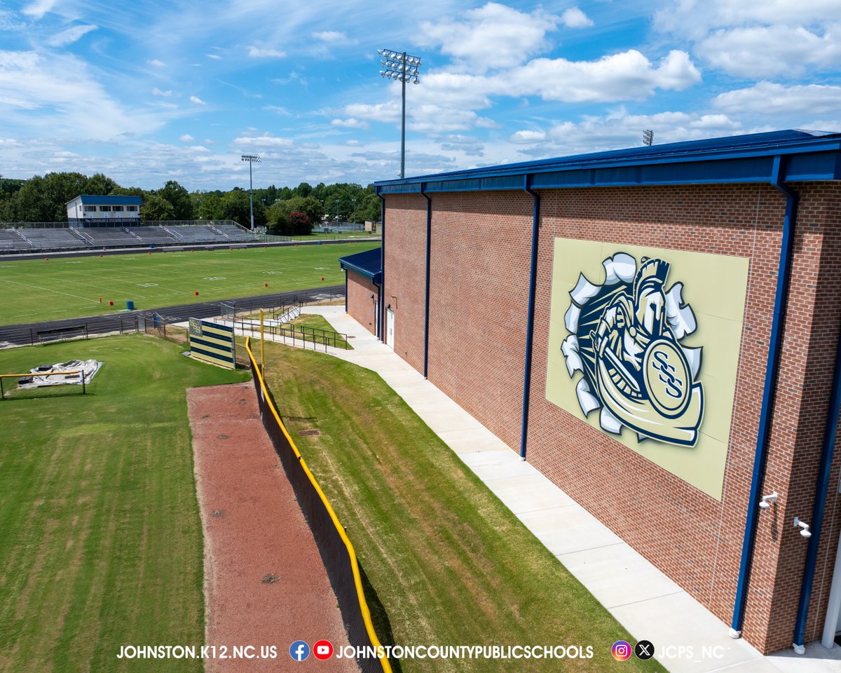 The wait is over! 

Friday night lights are here! 🏈

#GreatThingsAreHappeningInJCPS