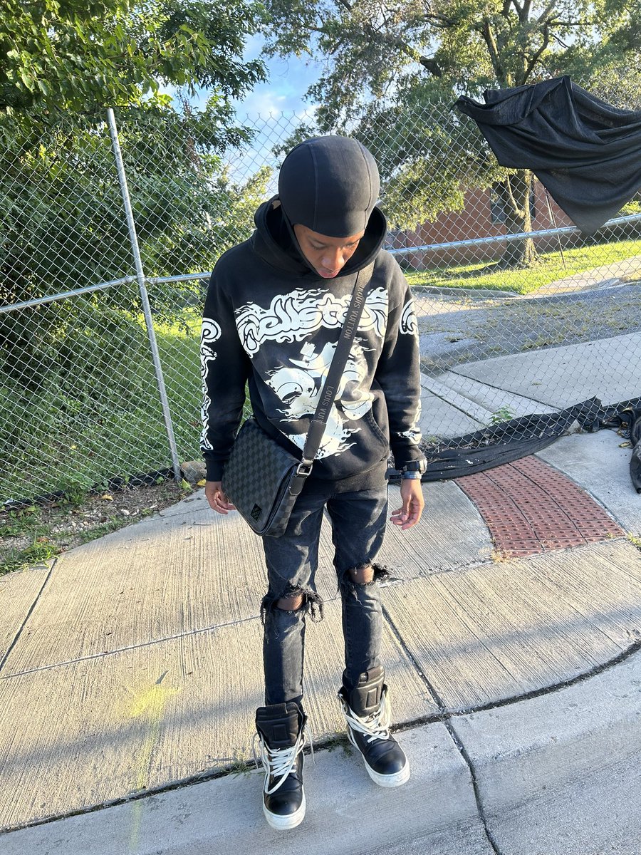 EbmMousey's tweet photo. 1️⃣ofdem1️⃣s https://t.co/57z7VKkSH0