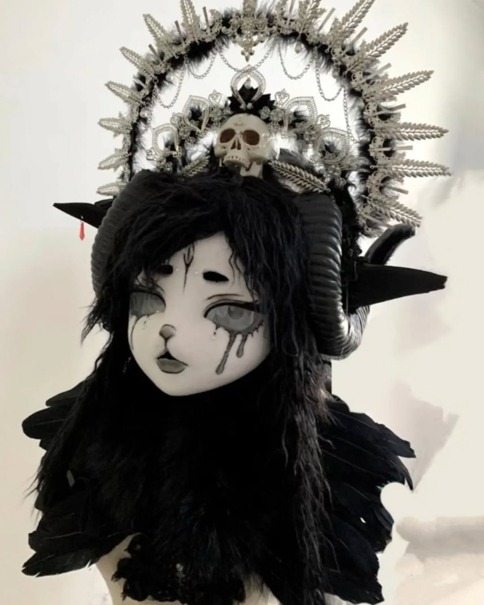 SnoutStitch's tweet image. ✨🌙 “Not just a suit—this is my second skin. Where the stars whisper, I roar louder. Vibes unmatched, energy untamed.” 🐾⚡
#FursuitFriday #CosmicBeast #UnleashTheLegend #PawPower