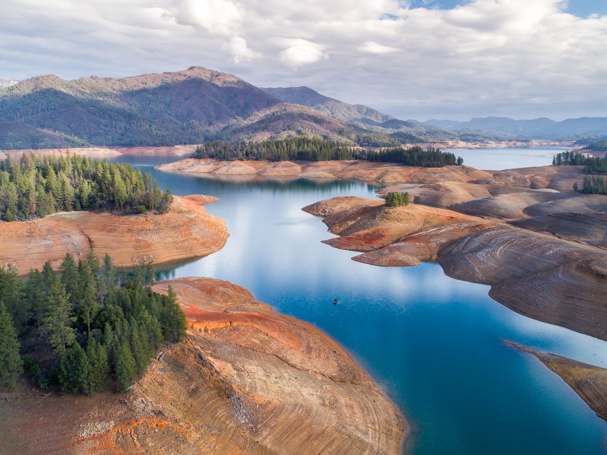 TackleWarehouse's tweet photo. πShasta Lake, CA
#TackleWarehouse #BassFishing #ShastaLake #TWVLOG #VLOGSeries https://t.co/3gdW4IzDBK