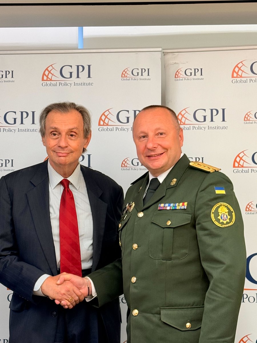 The Global Policy Institute (GPI) organized a session, "WHAT IS NEXT FOR UKRAINE?" with Serhiy Poznyak, CEO of FinStream , veteran financial service, led by GPI President Paolo von Schirach. 
Watch the discussion here: youtu.be/6BUz-0flpq4 
#UkraineFuture #GlobalPolicy