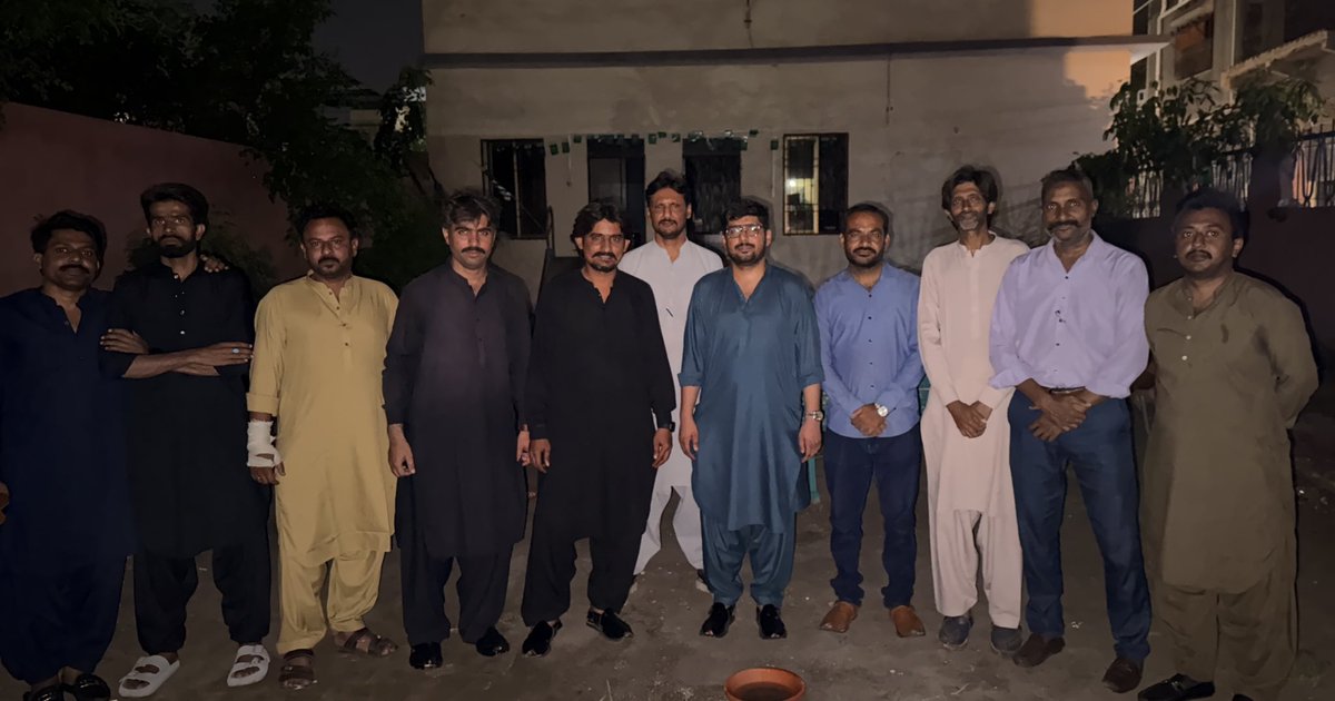 FayzanAbro's tweet photo. بلاول بھٹو کے بیانئیے کی خاطر اتنی محنت کروں گا کہ گلی گلی کوچا کوچا “ وزیر اعظم بلاول “کے نعرے بلند ہوں گے، مزید لوگ جوک در جوک ڈیجیٹل محاذ پر آئیں گے اور بیانیا کیسے بنتا ہے بلاول بھٹو سے سیکھیں گے.
جئے بھٹو
جئے عوام https://t.co/ZSFfN9ZRXS
