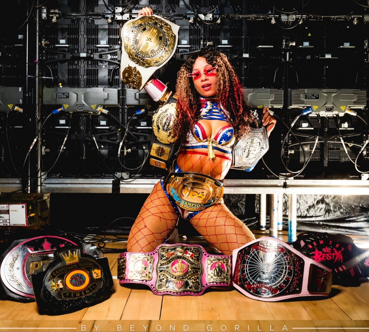 TheDrainmaker's tweet photo. 1. TBS Champion
2. CMLL World Women's Champion
3. RevPro British Women's Champion
4. Queen of Southside Champion
5. Owen Hart Cup Champion
6. EWA Women's Champion
7. Prime Time Wrestling Women’s Champion
8. BestYa Wrestling Women’s Champion
9. Discovery Wrestling Scottish Women's Champion

9 BELTZ MERCEDES MONÉ 🏆