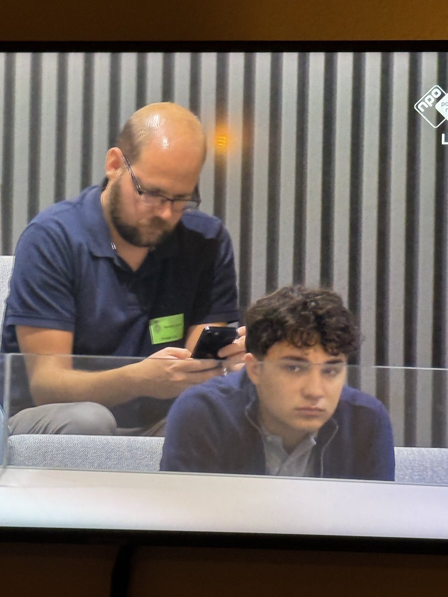 Hahahhaahahahhahaha <a href="/palpeet/">Paul Peeters</a>