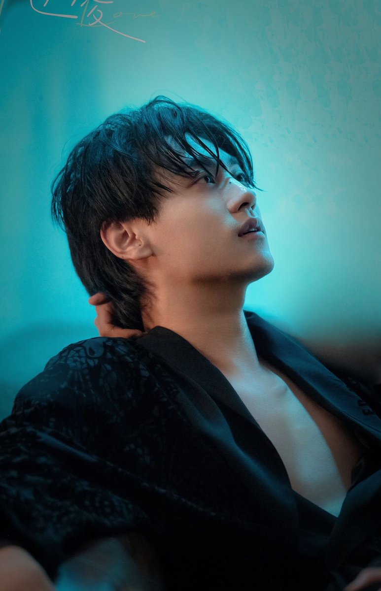 When Tian is looking at you like that😏

#TianXuning #RevengedLove