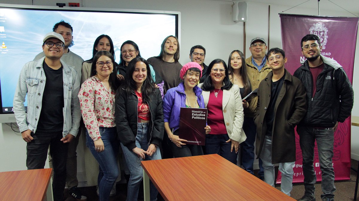 🎓 Así se vivió el 1° encuentro de estudiantes de la Maestría en Estudios Políticos (IEPRI-UNAL).
Damos la bienvenida a quienes inician este camino académico, lleno de aprendizaje y rigor.
#IEPRI #UNAL #MaestriaenEstudiosPoliticos #MAEP