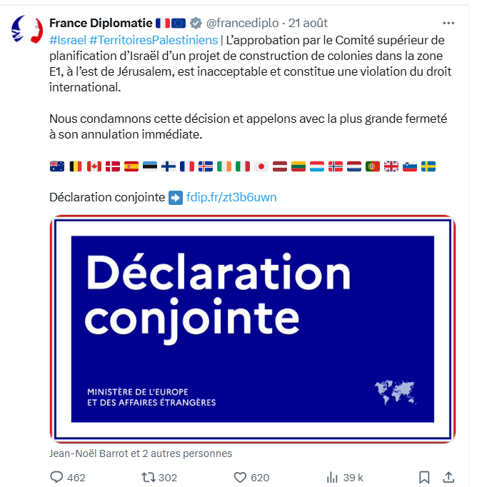 Bouffonnerie ! 
"Nous condamnons" mais nous continuerons à fournir des armes à Israël, à ne pas convoquer son ambassadeur, à ne pas poursuivre ses soldats génocidaires, à ne pas empêcher Netanyahou de survoler la France, à refuser de suspendre l'accord d'associations UE/ Israël!