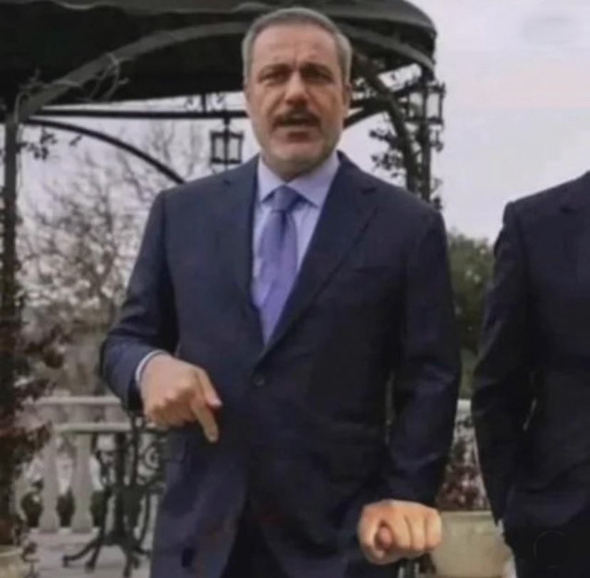 Üniversiteyi bitirip kendi evine çıkmak istiyorsundur

Ekonomi: