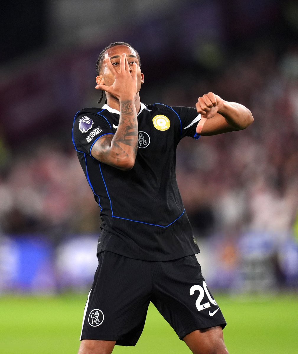 هاتريك مساهمات من جواو بيدرو 😰😰😰💙💙💙