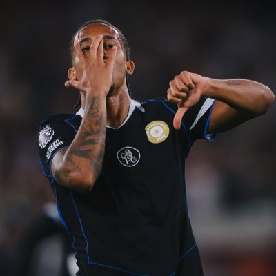 Mvmbzxr's tweet photo. #NewProfilePic #MerciClearlake #FuckJackson #DoBrasil https://t.co/7xLWXh98Gs