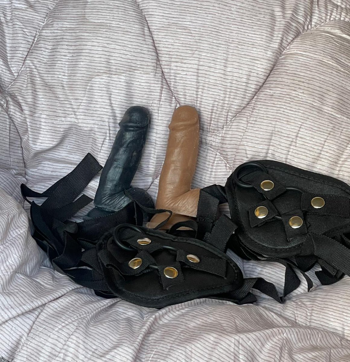 كل ما يحتاجه الزوجين
التوصيل بكل سريه تامه 
والدفع عند الاستلام 

لطلب يرجى التواصل واتس اب 0560796613 #الخميس_الونيسᅠ #زوجين_الرياض #زوجين #متحررين_الرياض #موجب_الرياض #سالب_الرياضً #كلبز_الرياض #الخميس_الونيس سارعوا في الحجز قبل نفاذ الكميه