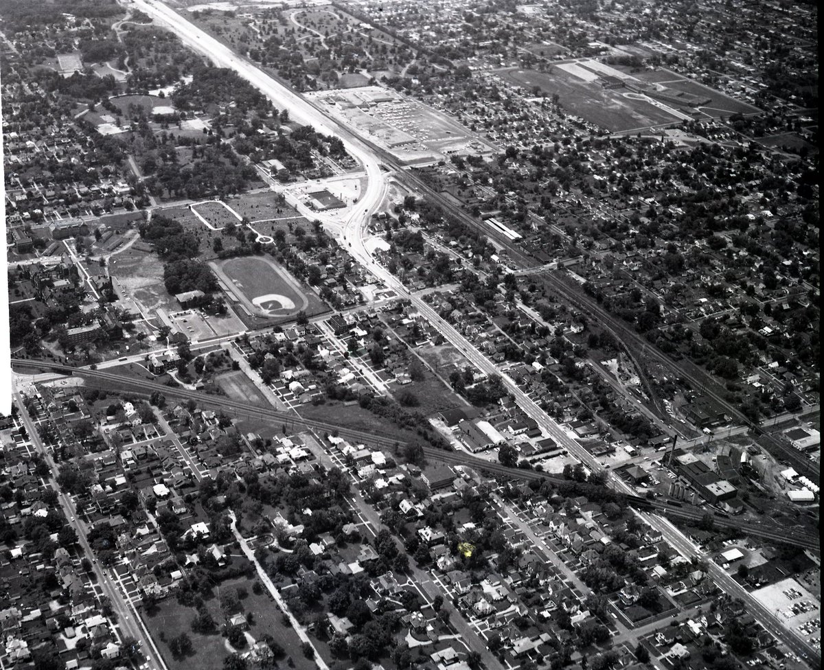 Decatur, you were big fans of the aerial post from the other day, so we found you some more. These are Eldorado and Oakland area (1961). This area looks completely different today. Absolutely look at these on a bigger screen. Have a great weekend friends!