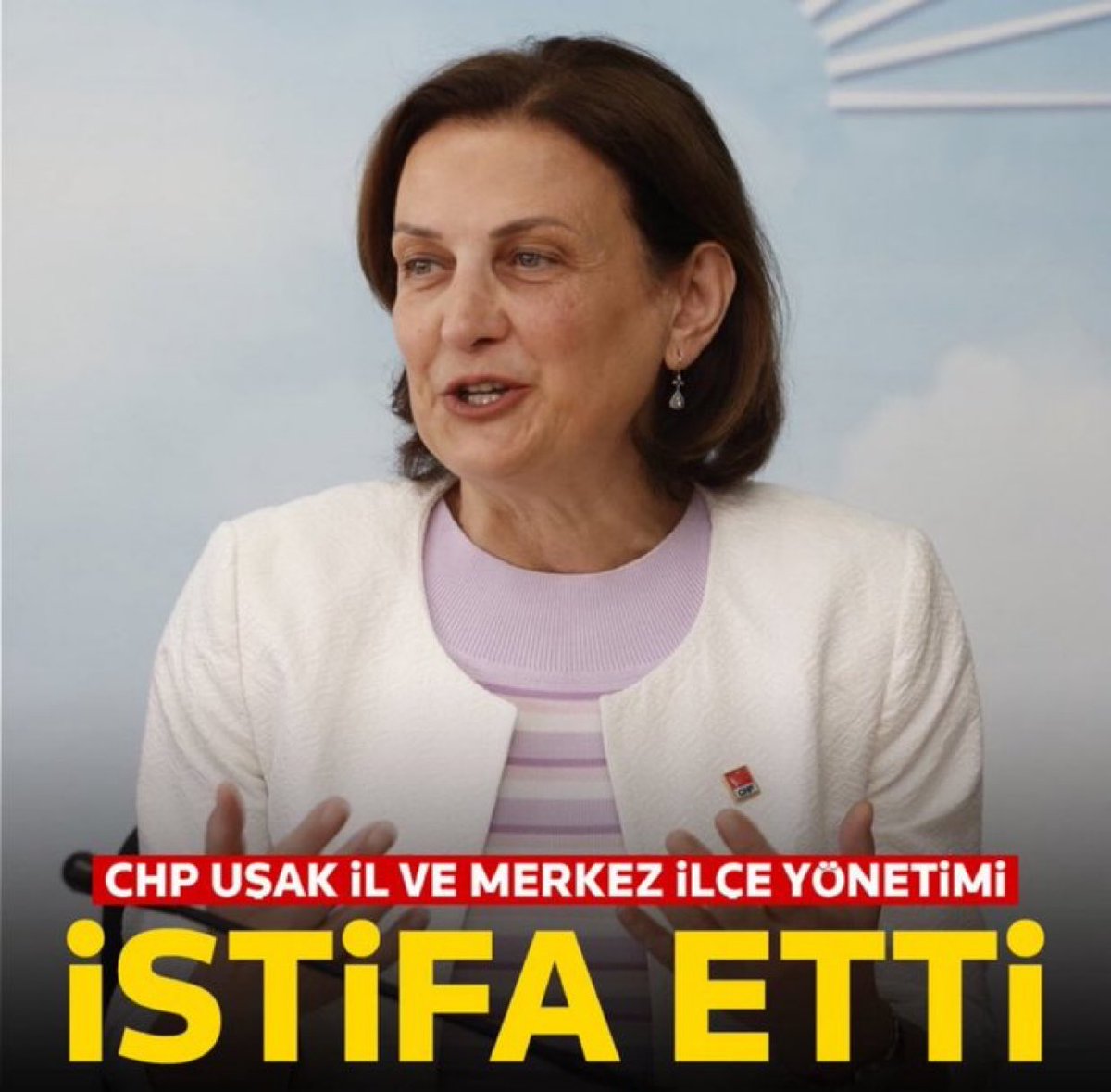 Yiyin birbirinizi <a href="/eczozgurozel/">Özgür Özel</a> 

CHP Uşak İl Başkanı Sevinç Yazgan, Kadın Kolları İl Başkanı ve Kadın Kolları Merkez İlçe Başkanı ile birlikte yönetimiyle görevlerinden istifa ettiklerini açıkladı..