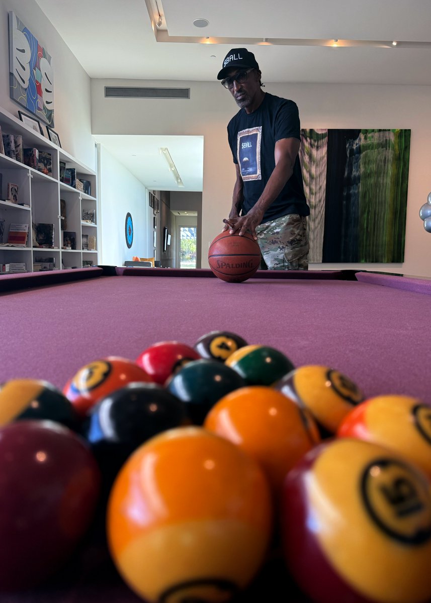 $BALL is breaking more than world records. Don’t drop it. The next chapter will be bigger than you can imagine. 🏀🏆 Game5Ball.com