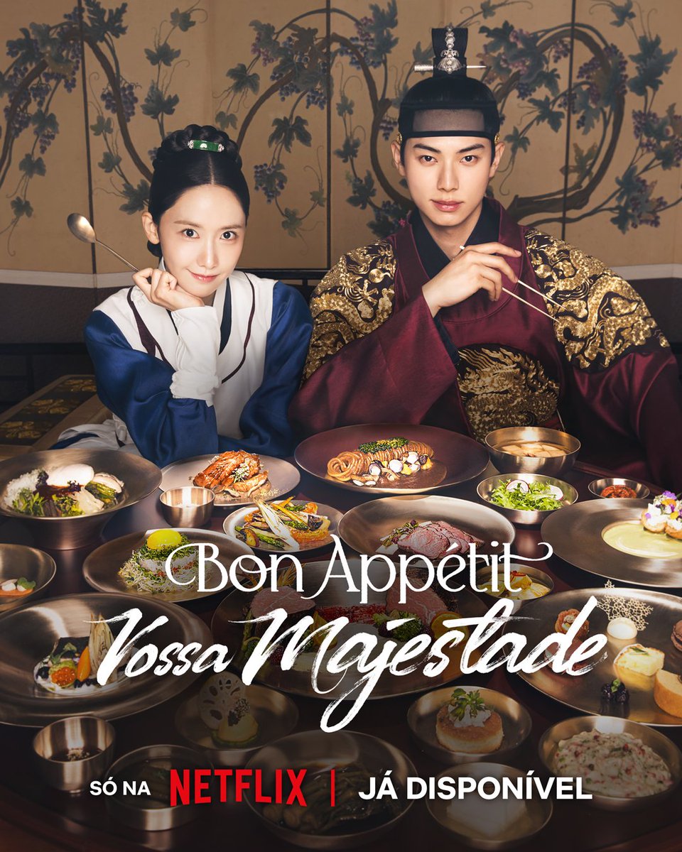 NetflixBrasil's tweet photo. Além de comida, eles vão servir química.

O primeiro episódio de Bon Appétit, Vossa Majestade, meu novo K-drama com a Yoon-a, já está disponível. Amanhã tem mais um. 👑🧑‍🍳 https://t.co/HV65PU5Ffx