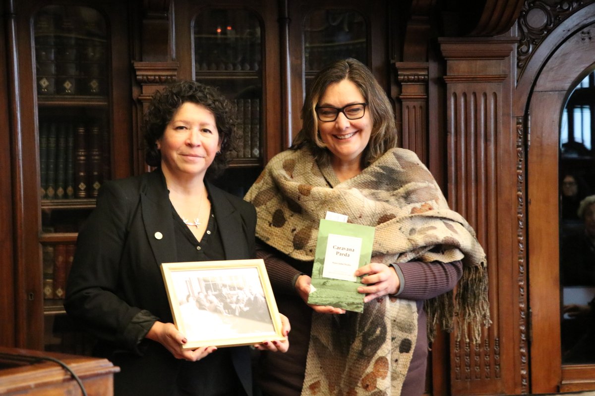 Registro de la Charla Magistral "Gabriela Mistral en Repertorio Americano"; dictada por la doctora Marybel Soto Ramírez, directora del Instituto de Estudios Latinoamericanos de la Universidad Nacional Costa Rica; actividad organizada por la <a href="/BNChile/">Biblioteca Nacional</a> y la <a href="/umcecl/">UMCE</a>.